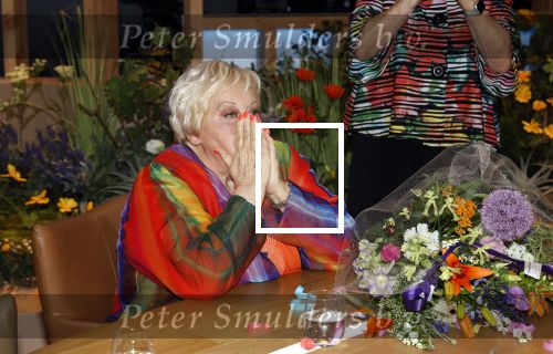 Hilversum 27 mei 2023
Omroep Max viert tijdens uitzending de 80e verjaardag van Erica Terpstra.
Aanwezig oa oa Albert Verlinde Onno Hoes Robert v Beckhoven Jan Slagter Sybrand Niessen Aran bade en Trinko Keen.
