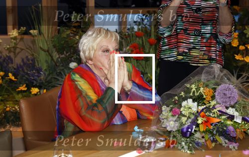 Hilversum 27 mei 2023
Omroep Max viert tijdens uitzending de 80e verjaardag van Erica Terpstra.
Aanwezig oa oa Albert Verlinde Onno Hoes Robert v Beckhoven Jan Slagter Sybrand Niessen Aran bade en Trinko Keen.