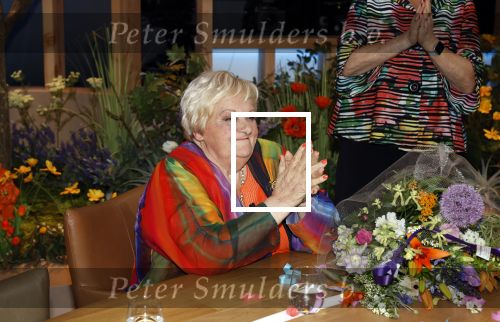 Hilversum 27 mei 2023
Omroep Max viert tijdens uitzending de 80e verjaardag van Erica Terpstra.
Aanwezig oa oa Albert Verlinde Onno Hoes Robert v Beckhoven Jan Slagter Sybrand Niessen Aran bade en Trinko Keen.
