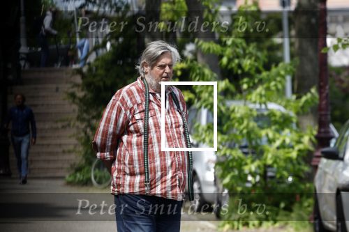 Amsterdam, 18 Mei 2023
Hans v d Togt wandelend met zijn hondje door Amsterdam