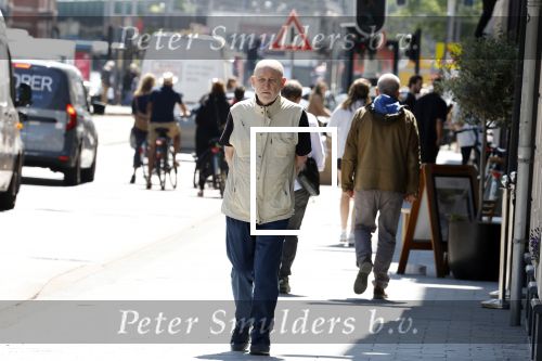 Amsterdam 31 mei 2023
Hugo Metsers wandelend door Amsterdam zuid.