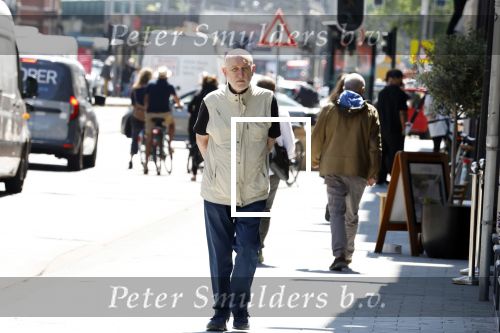 Amsterdam 31 mei 2023
Hugo Metsers wandelend door Amsterdam zuid.