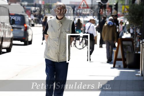 Amsterdam 31 mei 2023
Hugo Metsers wandelend door Amsterdam zuid.