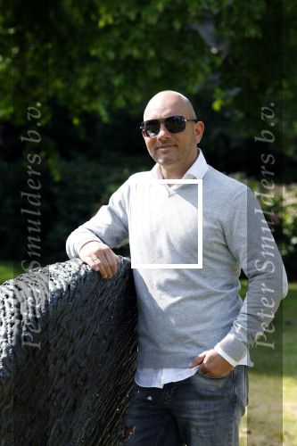 Amersfoort 19 mei 2023
Jeroen Jansema en Robin samen in een park in Amersfoort . Ze hebben elkaar leren kennen via het programma Liefde op het eerste gezicht . Jeroen had ook al meegedaan aan MAFS Married at First Sight