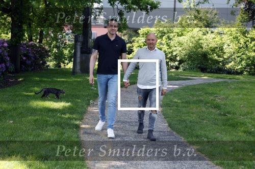 Amersfoort 19 mei 2023
Jeroen Jansema en Robin samen in een park in Amersfoort . Ze hebben elkaar leren kennen via het programma Liefde op het eerste gezicht . Jeroen had ook al meegedaan aan MAFS Married at First Sight