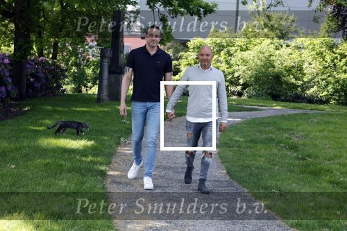 Amersfoort 19 mei 2023
Jeroen Jansema en Robin samen in een park in Amersfoort . Ze hebben elkaar leren kennen via het programma Liefde op het eerste gezicht . Jeroen had ook al meegedaan aan MAFS Married at First Sight