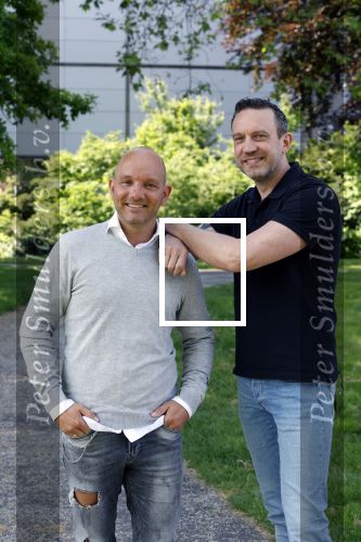Amersfoort 19 mei 2023
Jeroen Jansema en Robin samen in een park in Amersfoort . Ze hebben elkaar leren kennen via het programma Liefde op het eerste gezicht . Jeroen had ook al meegedaan aan MAFS Married at First Sight