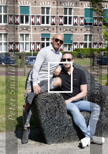 Amersfoort 19 mei 2023
Jeroen Jansema en Robin samen in een park in Amersfoort . Ze hebben elkaar leren kennen via het programma Liefde op het eerste gezicht . Jeroen had ook al meegedaan aan MAFS Married at First Sight