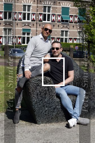 Amersfoort 19 mei 2023
Jeroen Jansema en Robin samen in een park in Amersfoort . Ze hebben elkaar leren kennen via het programma Liefde op het eerste gezicht . Jeroen had ook al meegedaan aan MAFS Married at First Sight