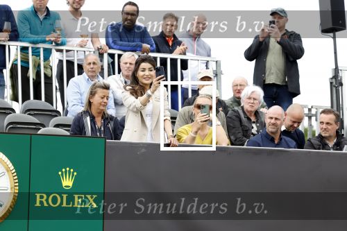 Cromvoirt 25 mei 2023
Dirk Kuyt deed vandaag mee met BEAT THE PRO op de KLM Open op golfbaan Bernardus. Ook zijn vriendin Kate Ruinemans was erbij.