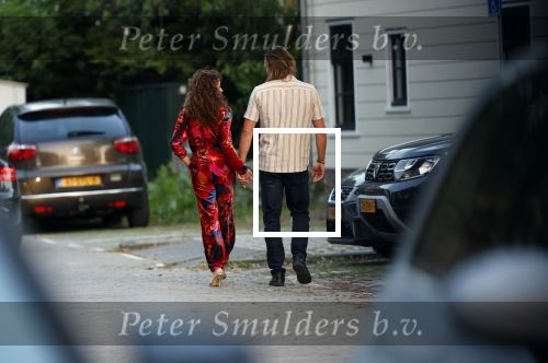 Durgerdam 26 mei 2023
Katja Schuurman en Niek Schrijvershof  gaan eenhapje eten bij restaurant Mark in Durgerdam. Daarna genieten ze van de zonsondergang.