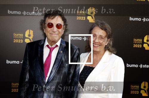 Amsterdam 22 mei 2023
Uitreiking Buma awards in Tuschinski Amsterdam.
Laurens v Rooyen kwam met zijn manager ina brouwer