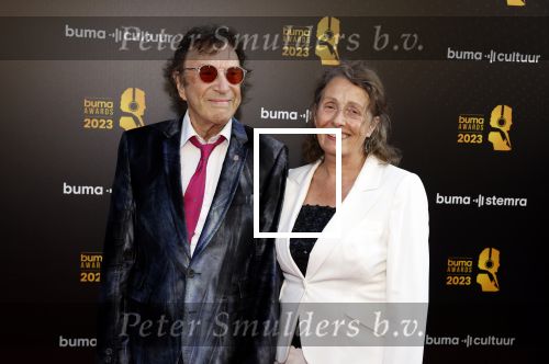 Amsterdam 22 mei 2023
Uitreiking Buma awards in Tuschinski Amsterdam.
Laurens v Rooyen kwam met zijn manager ina brouwer