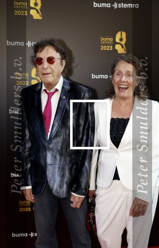 Amsterdam 22 mei 2023
Uitreiking Buma awards in Tuschinski Amsterdam.
Laurens v Rooyen kwam met zijn manager ina brouwer