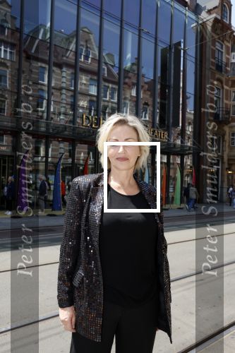 Amsterdam 27 mei 2023
Lone v Roosendaal bij 12.5 jarig bestaan deLaMar theater.