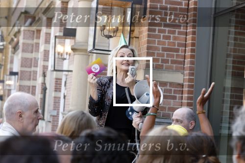 Amsterdam 27 mei 2023
Lone v Roosendaal bij 12.5 jarig bestaan deLaMar theater.