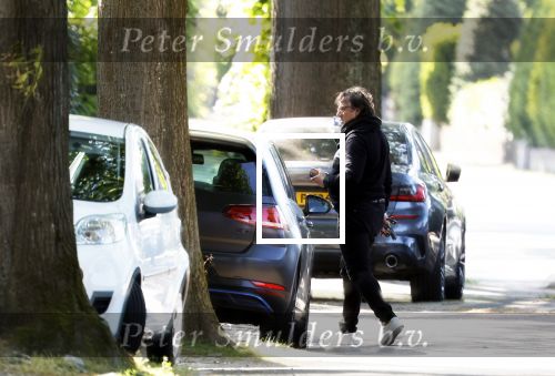 Huizen 31 mei 2023
Marco Borsato en zijn dochter Jada rijden naar het huis van Leontien Borsato