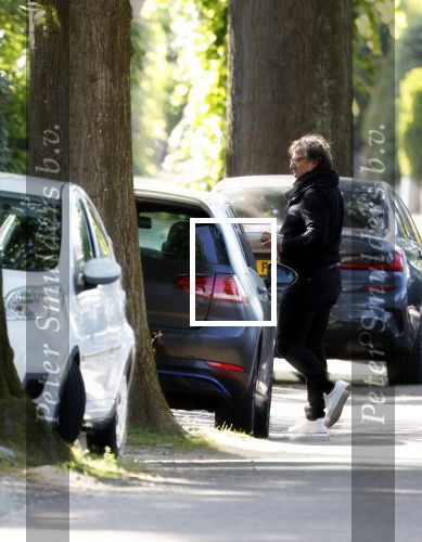 Huizen 31 mei 2023
Marco Borsato en zijn dochter Jada rijden naar het huis van Leontien Borsato