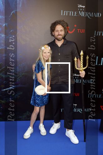 Amsterdam 23 mei 2023
Premiere Little Mermaid in Tuschinski.
Meester Jesper met dochter