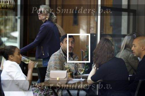 Amsterdam 27 mei 2023
Mimoun Ouled Radi op terras in Amsterdam zuid