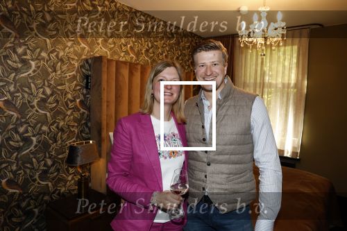 Noordwijk 17 mei 2023
Opening pension Code Rose van Martien Meiland en Erica Meiland . Ook Montana Maxime en Leroy Molkenboer zijn aanwezig Dochter Claire doet de openingshandeling.
Montana en ex vriend Dirk Hoogstraten