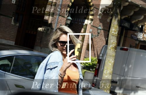 Amsterdam 19 mei 2023
Nikkie Plessen wordt gefotografeerd in kleding van haar eigen Nikkie lijn.