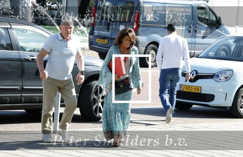 Arnhem 31 mei 2023
Rechtszaak tussen Rachel Hazes en Mariek v Beek bij rechtbank van Arnhem .
Rachel kwam met goede kennis Joop Kruis.