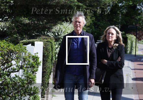 Noordwijk 17 mei 2023
Opening pension Code Rose van Martien Meiland en Erica Meiland . Ook Montana Maxime en Leroy Molkenboer zijn aanwezig Dochter Claire doet de openingshandeling.
Rene Oosterman met zijn vrouw