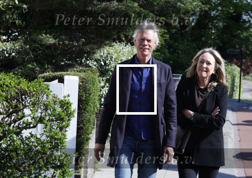 Noordwijk 17 mei 2023
Opening pension Code Rose van Martien Meiland en Erica Meiland . Ook Montana Maxime en Leroy Molkenboer zijn aanwezig Dochter Claire doet de openingshandeling.
Rene Oosterman met zijn vrouw