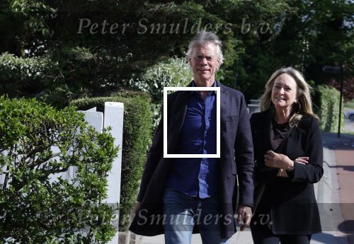 Noordwijk 17 mei 2023
Opening pension Code Rose van Martien Meiland en Erica Meiland . Ook Montana Maxime en Leroy Molkenboer zijn aanwezig Dochter Claire doet de openingshandeling.
Rene Oosterman met zijn vrouw