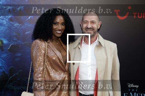 Amsterdam 23 mei 2023
Premiere Little Mermaid in Tuschinski.
Roland Kahn en zijn partner Cherry Ann Person