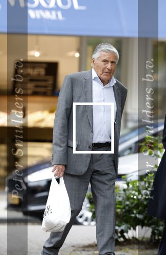 Amsterdam 30 mei 2023
Sjaak Swart doet boodschappen in Amsterdam zuid.