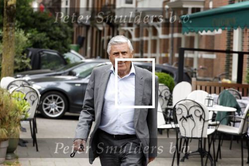 Amsterdam 30 mei 2023
Sjaak Swart doet boodschappen in Amsterdam zuid.