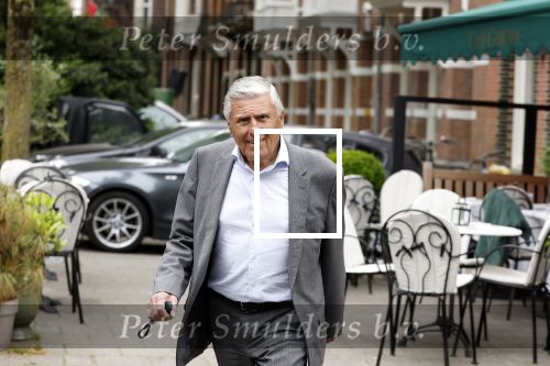 Amsterdam 30 mei 2023
Sjaak Swart doet boodschappen in Amsterdam zuid.