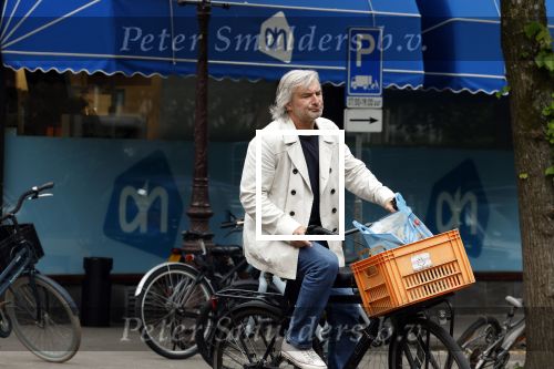 Amsterdam 30 mei 2023
Victor Reinier  doet boodschappen in Amsterdam zuid bij Albert heijn