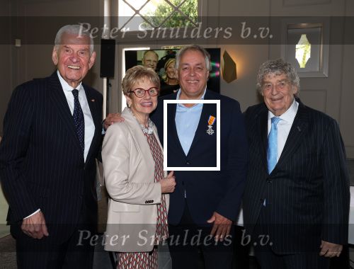 Breda, 26 Oktober 2024
Koninklijke onderscheiding voor Aad Ouborg
Aad Ouborg Els Blokker Tonny Eyk en Jaap Rost  Onnes