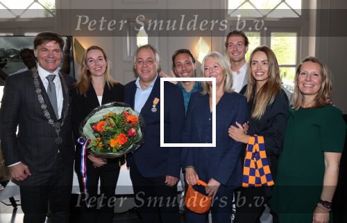 Breda, 26 Oktober 2024
Koninklijke onderscheiding voor Aad Ouborg
Aad Ouborg met zijn gezin