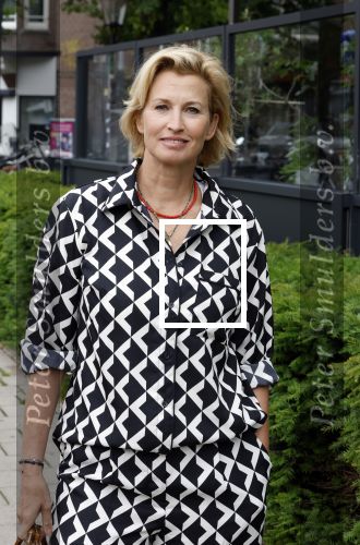 Amsterdam 22 mei 2024
Presentatie Dag Een Fitfoodgids bij Ron\'s Gastrobar. Anouk Smulders