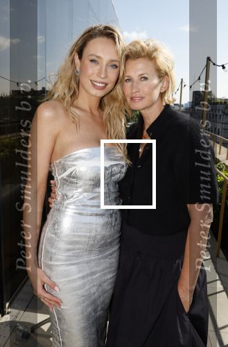 Amsterdan 23 mei 2024
Presentatie magazine Loiza Lamers in het W Hotel.  Anouk Smulders en Loiza Lamers
