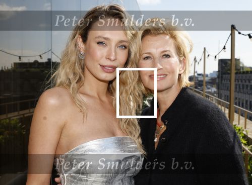 Amsterdan 23 mei 2024
Presentatie magazine Loiza Lamers in het W Hotel.  Anouk Smulders en Loiza Lamers