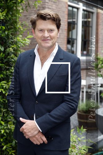 Amsterdam 27 mei 2024
Boekpresentatie Michiel Vos  in het College Hotel. Beau v Erven Dorens