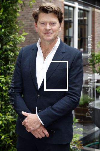 Amsterdam 27 mei 2024
Boekpresentatie Michiel Vos  in het College Hotel. Beau v Erven Dorens