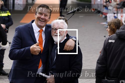Emmen 27 april 2024
Koningsdag in Emmen met de koninklijke familie . Aanwezig bKoning Willem Alexander Koningin Maxima Prinses Amalia Prinses Alexia Prinses Ariane Prins Constantijn Prinses laurentien Prins Bernhard Prinses Annette Prins Maurits Prinses Marilene Prins Pieter Christiaan Prinses Anita Prins Floris en Prinses Aimee. Bertus Holkema