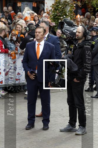 Emmen 27 april 2024
Koningsdag in Emmen met de koninklijke familie . Aanwezig bKoning Willem Alexander Koningin Maxima Prinses Amalia Prinses Alexia Prinses Ariane Prins Constantijn Prinses laurentien Prins Bernhard Prinses Annette Prins Maurits Prinses Marilene Prins Pieter Christiaan Prinses Anita Prins Floris en Prinses Aimee. Bertus Holkema