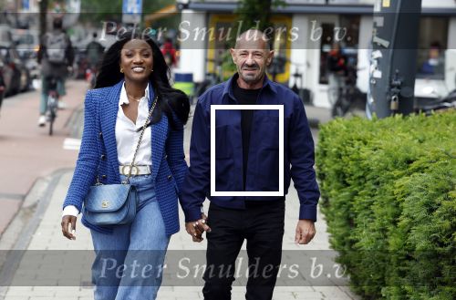 Amsterdam 22 mei 2024
Presentatie Dag Een Fitfoodgids bij Ron\'s Gastrobar. Cherry Ann Person en Roland Kahn
