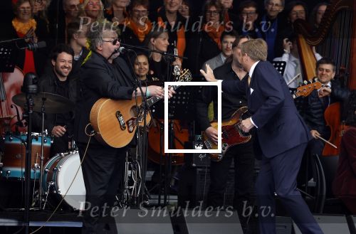 Emmen 27 april 2024
Koningsdag in Emmen met de koninklijke familie . Aanwezig bKoning Willem Alexander Koningin Maxima Prinses Amalia Prinses Alexia Prinses Ariane Prins Constantijn Prinses laurentien Prins Bernhard Prinses Annette Prins Maurits Prinses Marilene Prins Pieter Christiaan Prinses Anita Prins Floris en Prinses Aimee. Daniel Lohues