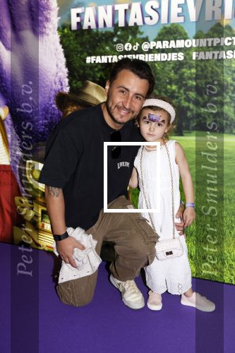 Amsterdam 11 mei 2024
Premiere Fantasievriendjes in Pathe Arena . danny Froger met dochtertje