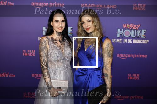 Amsterdam 13 mei 2024
Premiere Crazy House in Tuschinski. De cast met oa Alicia Silverstone Gaite Jansen Matti Stooker Chris Peters Victoria Koblenko Maarten Swart en Steffen Haars . Greg Shapiro presenteert de avond. Dazzle Dawn Drost met ...
