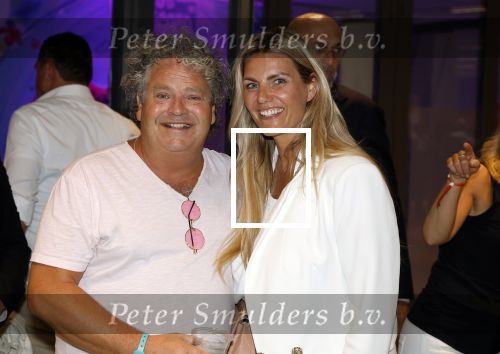 Amsterdam 25 mei 2024
Feestje na concert van de Toppers in de Johan Cruijff Arena. Dirk Zeelenberg met vriendin Nicole de Vries