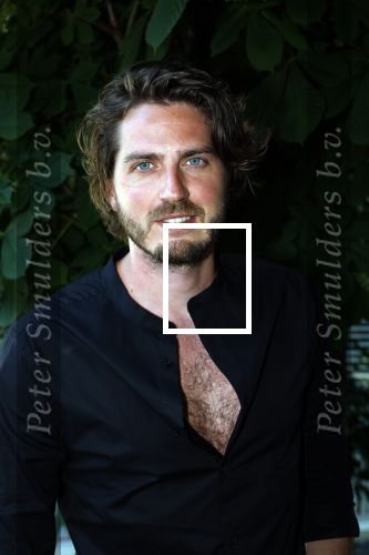 Wageningen 13 mei 2024
Presentatie musical 40-45 in hotel de Wereld met oa Soy Kroon Holly Brood Sjoerd Pleijsier Babette v Veen Kees Boot Frits Barend Dorian Bindels Gaia Aikman en Niniane Everaert.